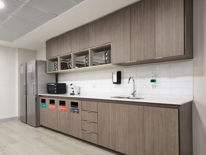 Habilitacion Industrial - Oficinas y Equipamiento - 16