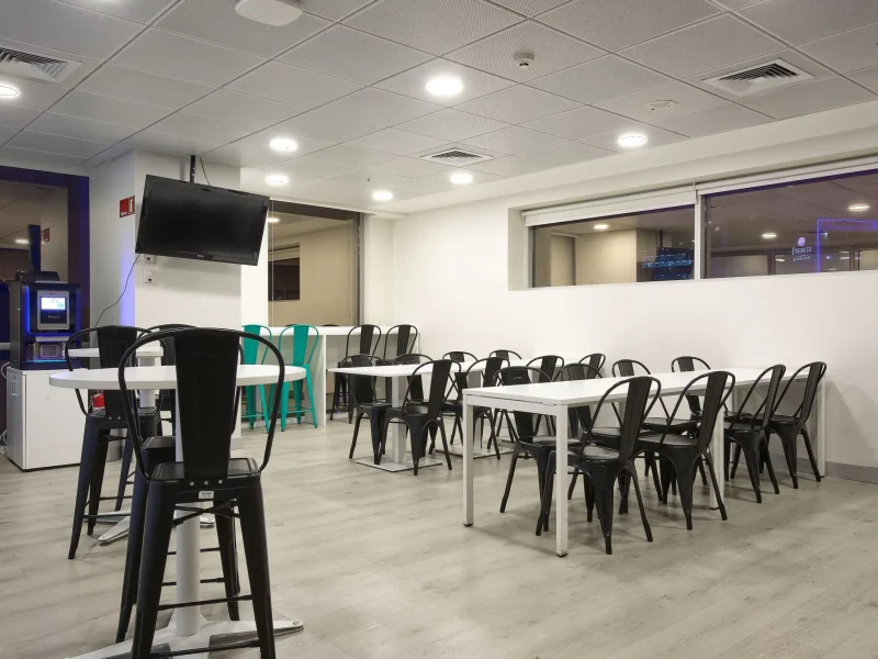 Habilitacion Industrial - Oficinas y Equipamiento - 17