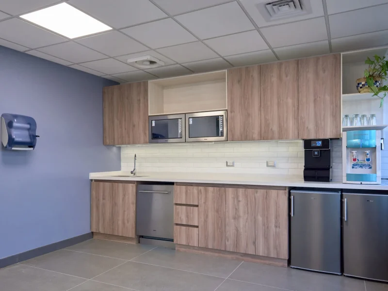 Habilitacion Industrial - Oficinas y Equipamiento - 20